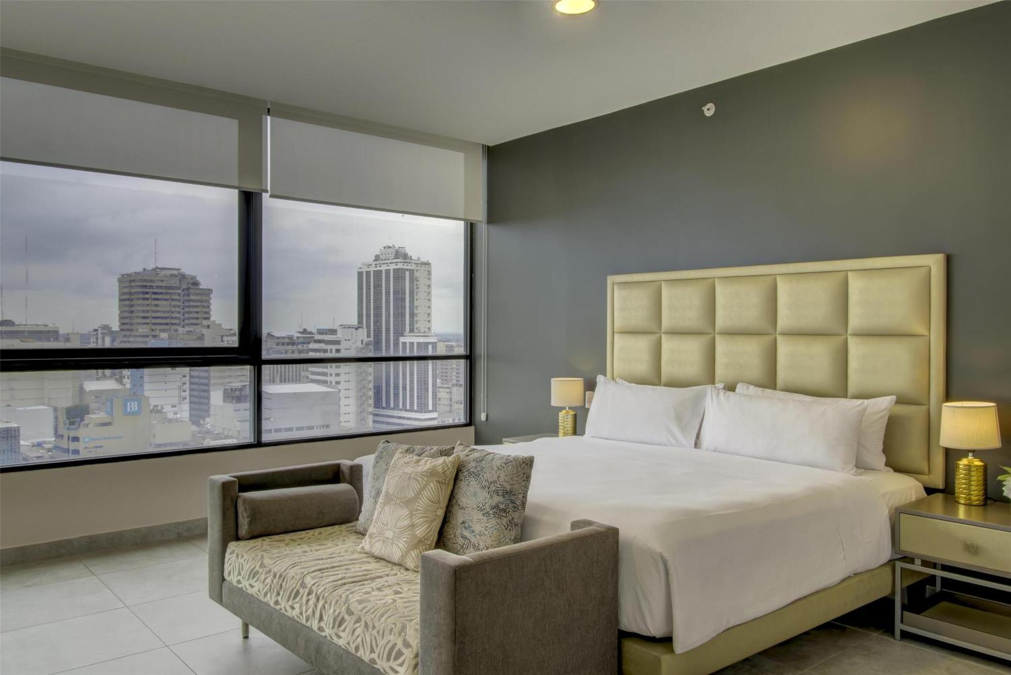 River Garden Hotel + Suites Guayaquil Buitenkant foto