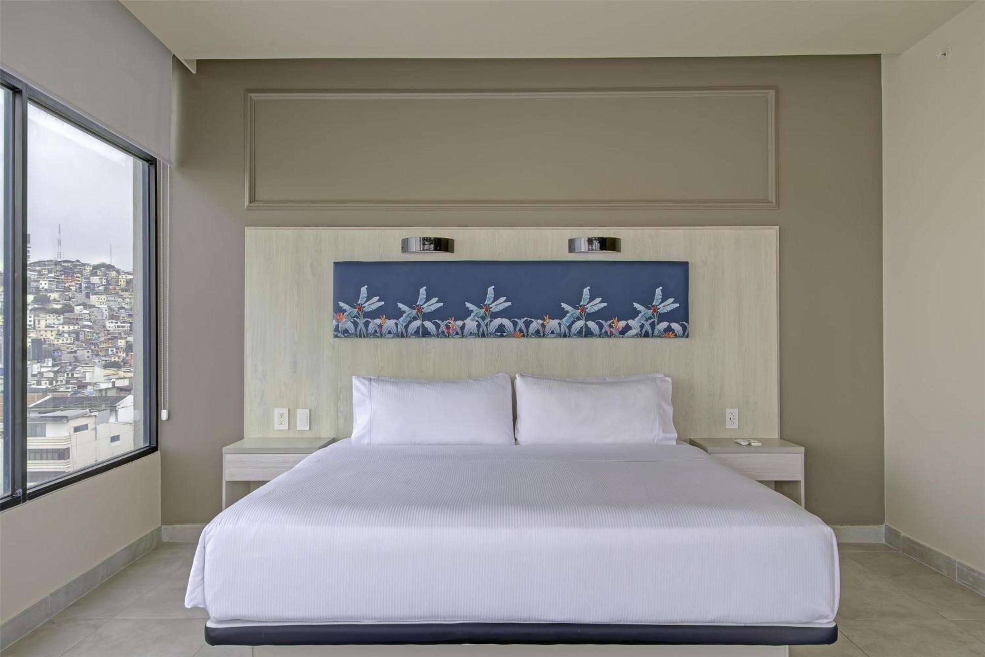 River Garden Hotel + Suites Guayaquil Buitenkant foto
